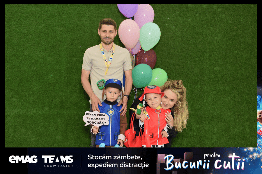 emag 1 iunie photo booth
