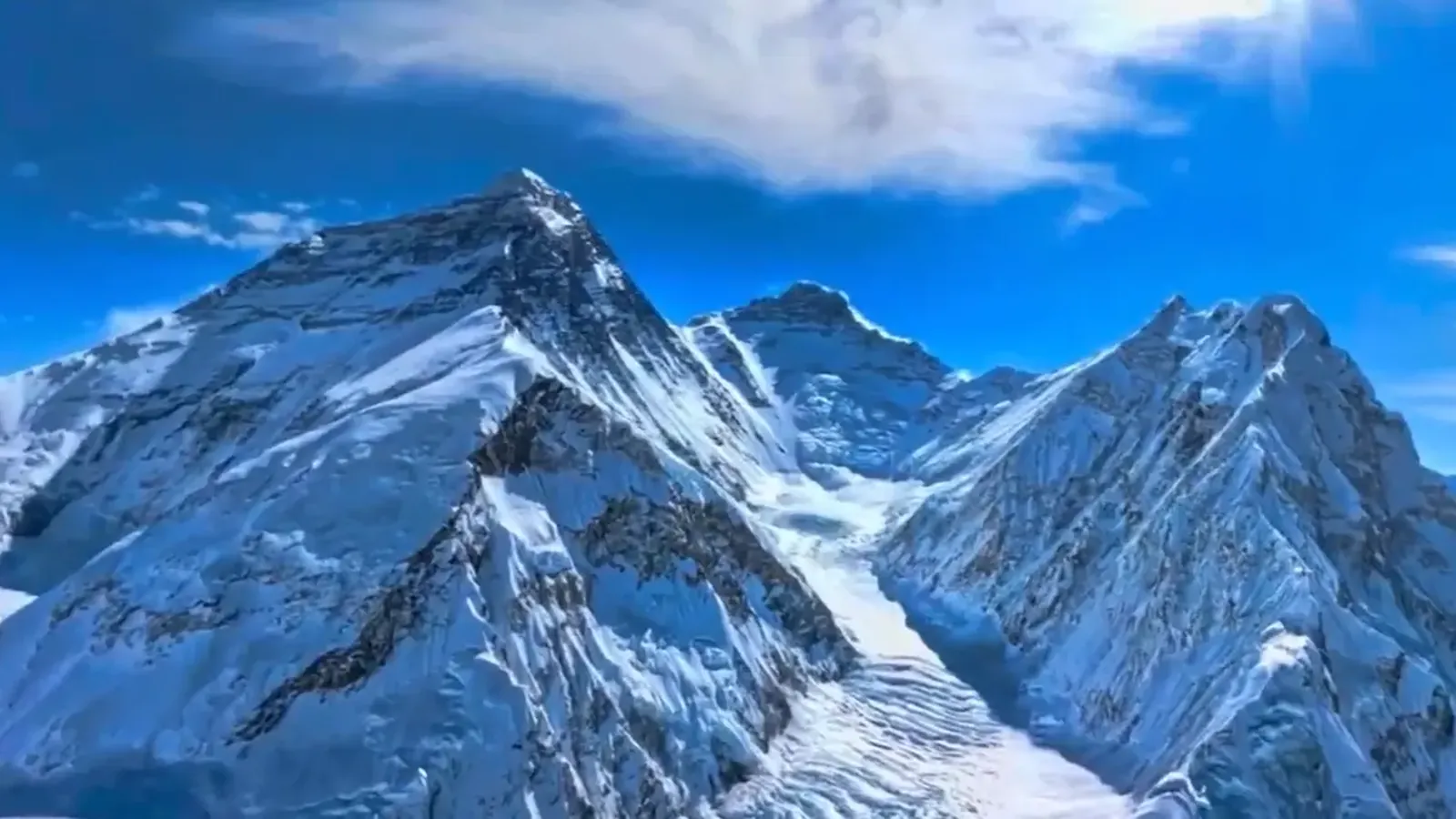 Zona VR cu Wooorld 2 si operator dedicat la un targ de turism